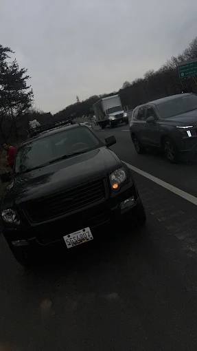 Roadside assistance stop on a Maryland highway shoulder